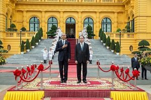 president obama in vietnam